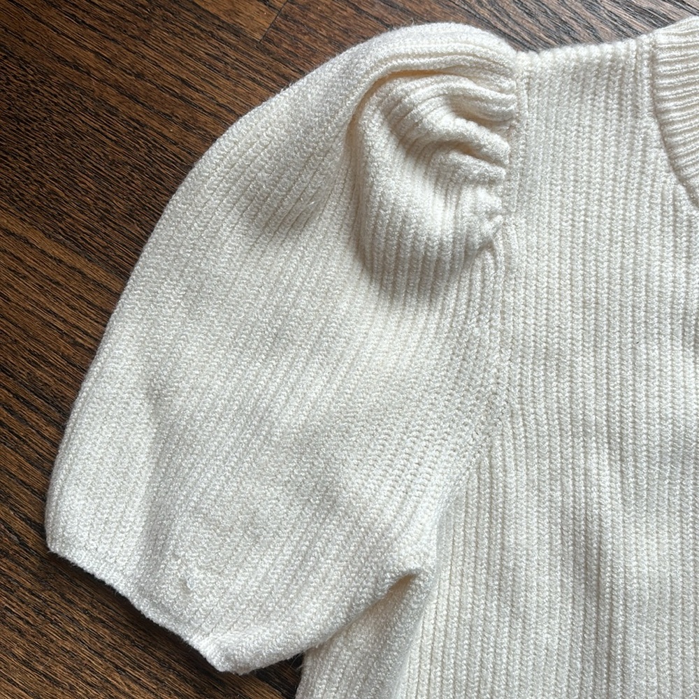 Ivory express short sleeve sweater - Picture 3 of 3
